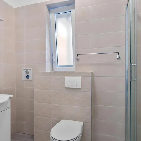 Mima Center Balcony 5 - Rent Apartment