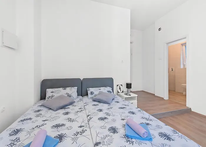 Mima Center Balcony 5 - Rent